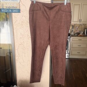 Zac & Rachel Tan Ankle Pants